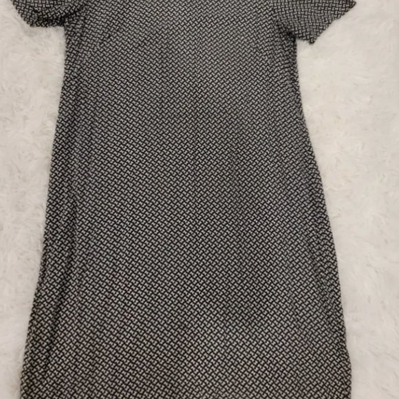 H&M butterfly dress 🦋 - Picture 2 of 4